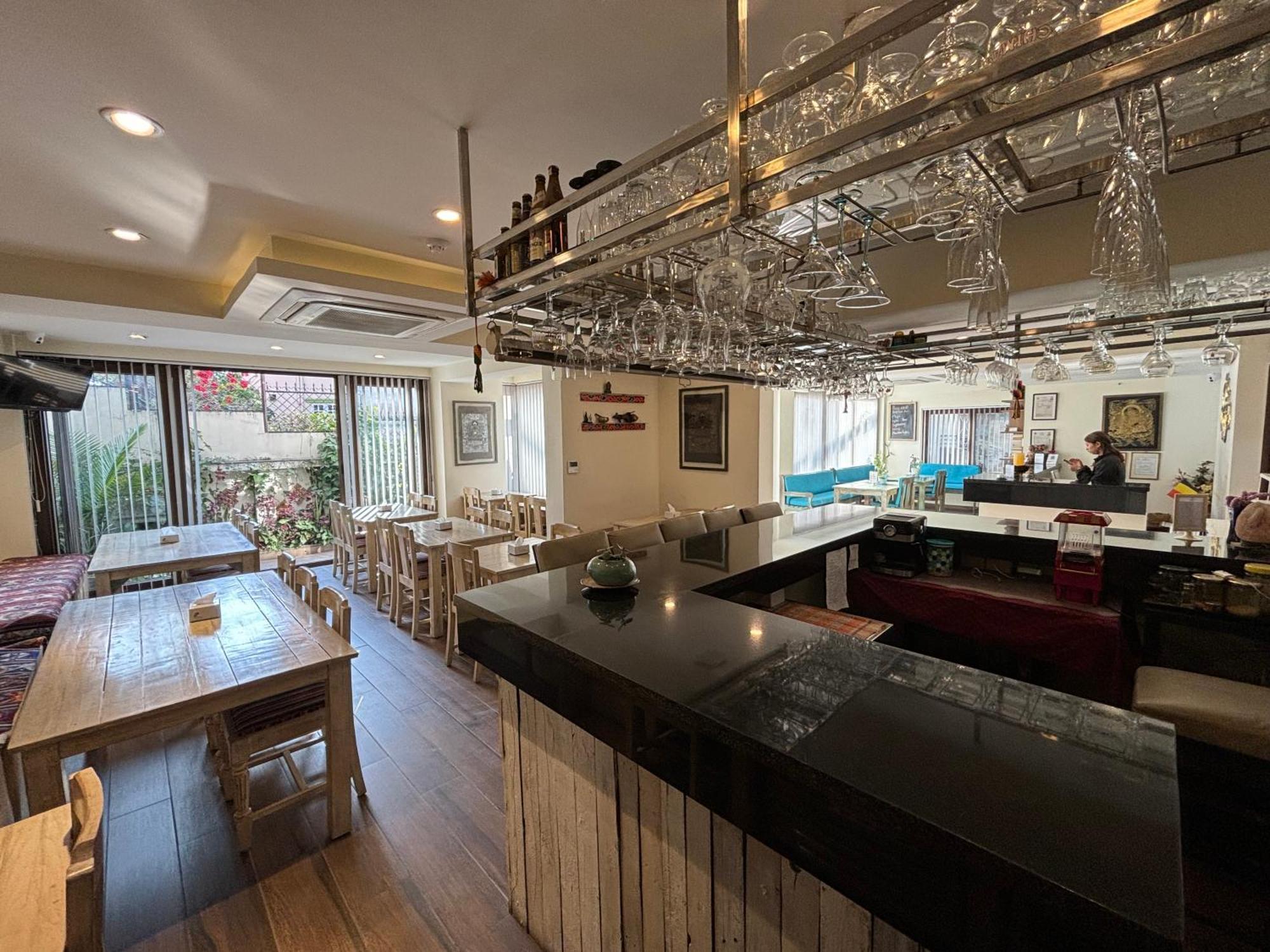 Viavia Boutique Hotel - Катманду Экстерьер фото