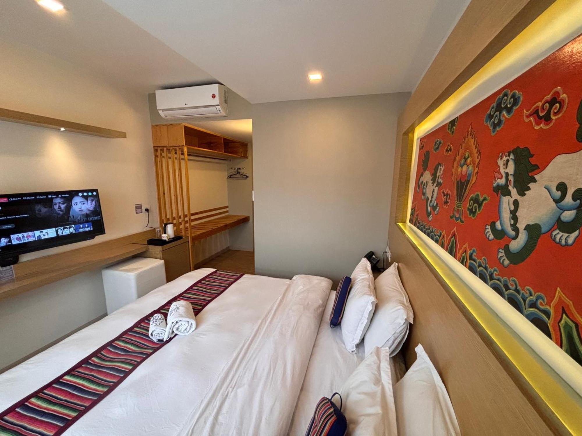 Viavia Boutique Hotel - Катманду Экстерьер фото