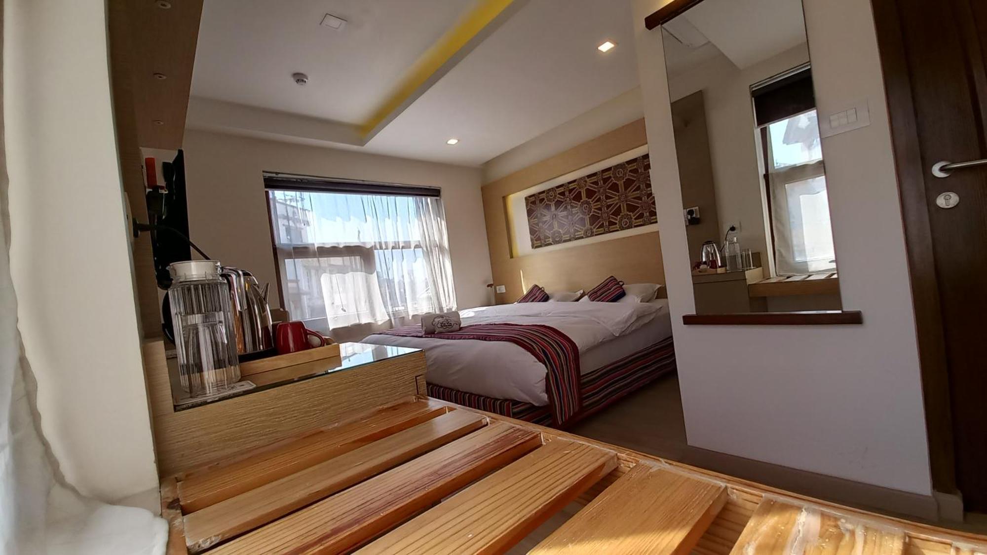 Viavia Boutique Hotel - Катманду Экстерьер фото